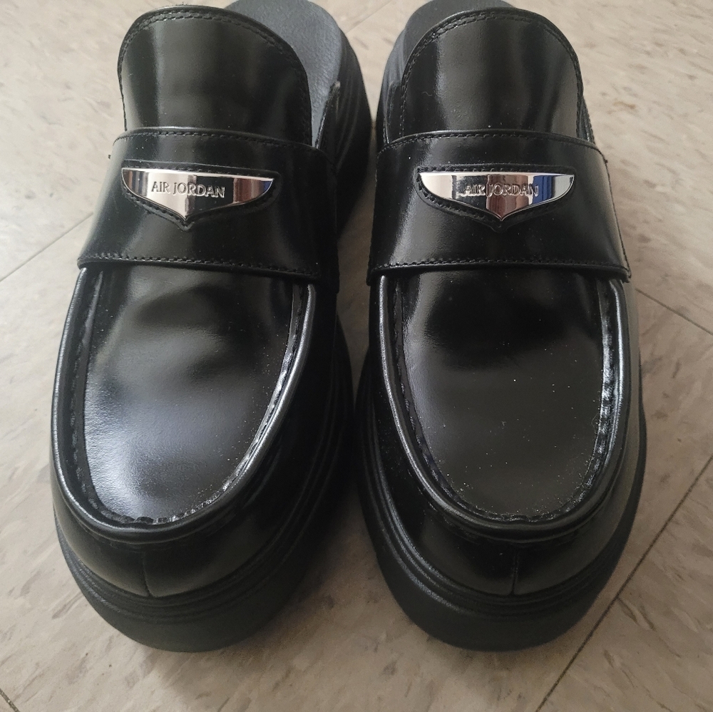 Air Jordan Platform Mules (Black)